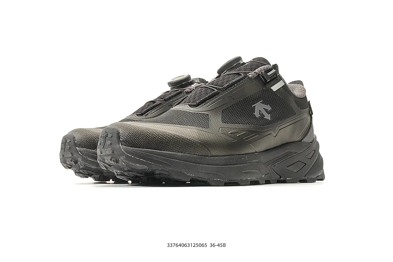 Descente Sport Style Mixed Sneakers comparison signal image SKU 1182167235 thumbnail 4