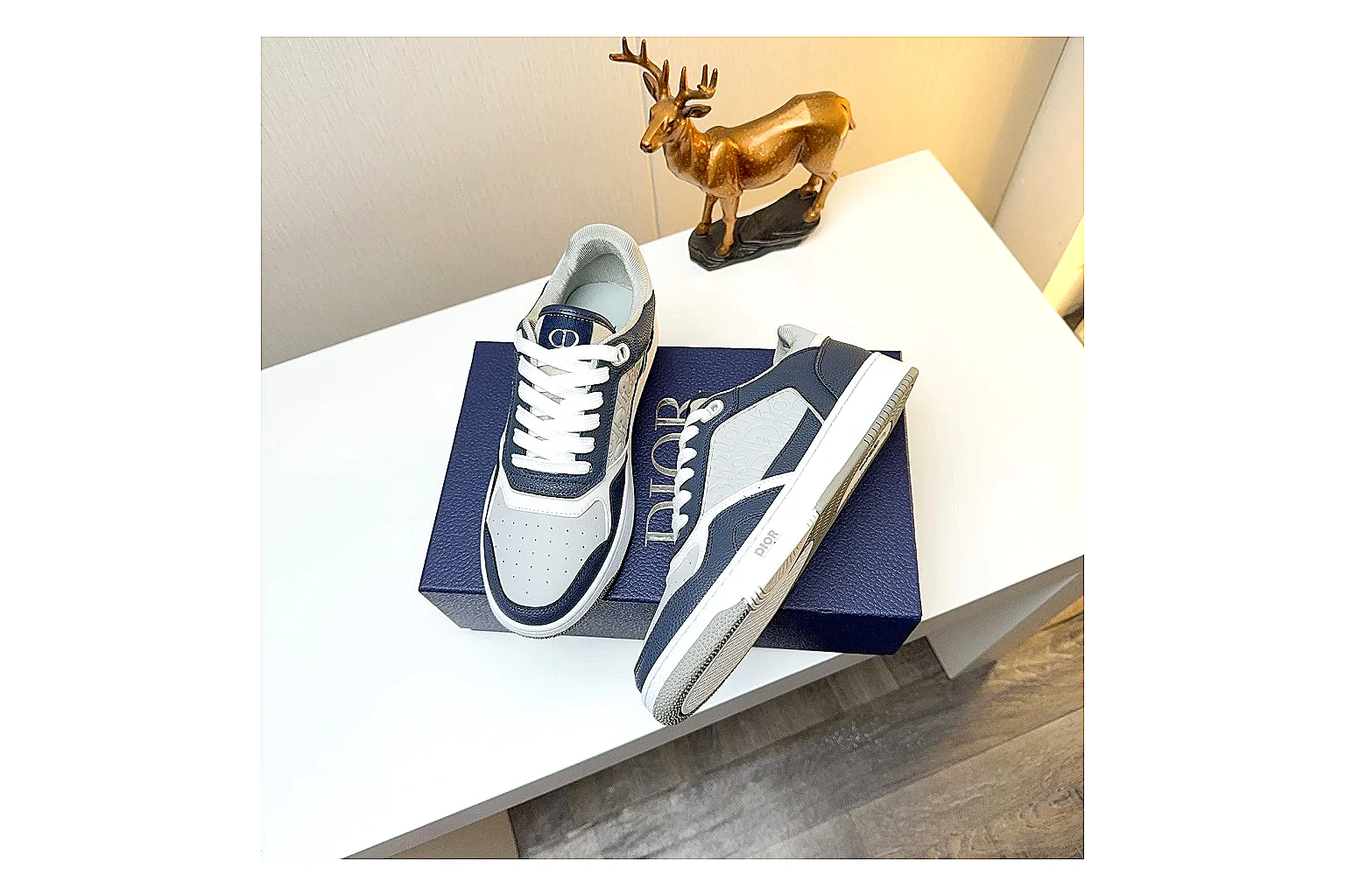kakoscout.com Dior B30 Gray Blue comparison signal card six-photo gallery thumbnail 4