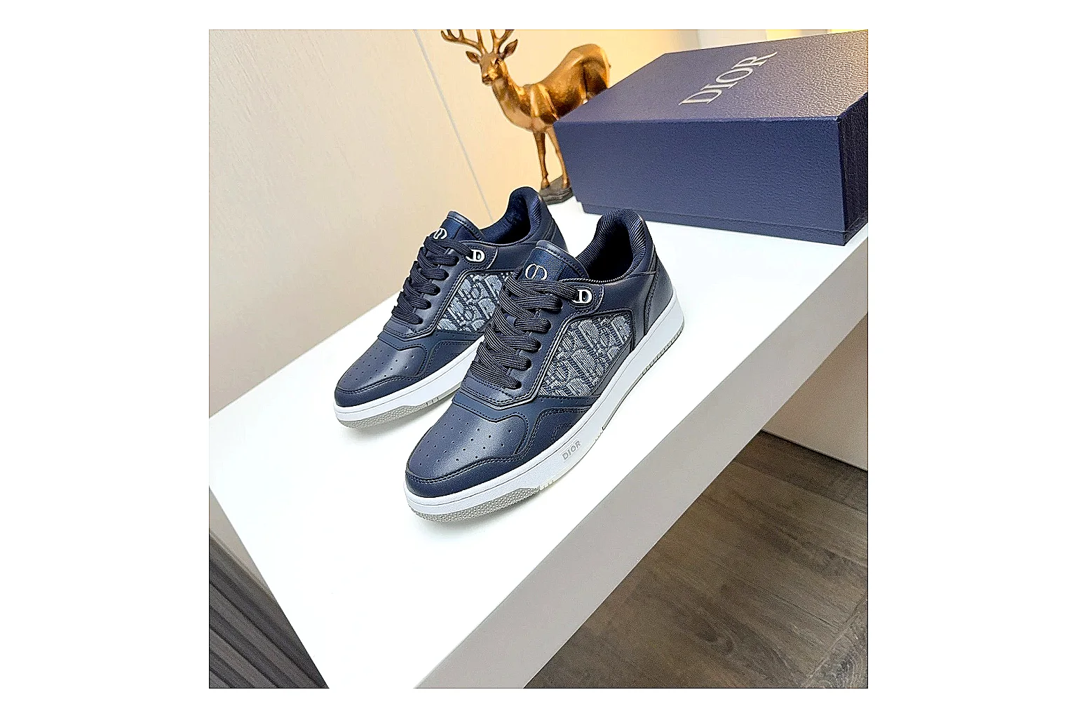 kakoscout.com Dior B30 Navy Blue comparison signal card six-photo gallery thumbnail 3