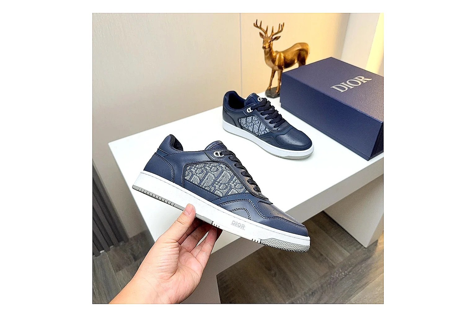 kakoscout.com Dior B30 Navy Blue comparison signal card six-photo gallery thumbnail 5