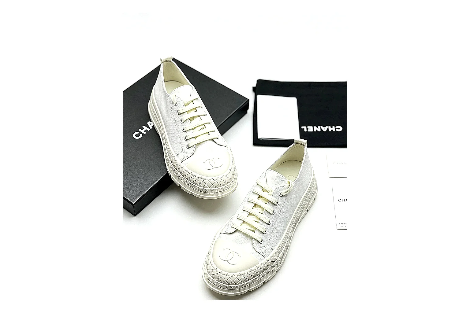 kakoscout.com Dior B30 White Gray comparison signal card six-photo gallery