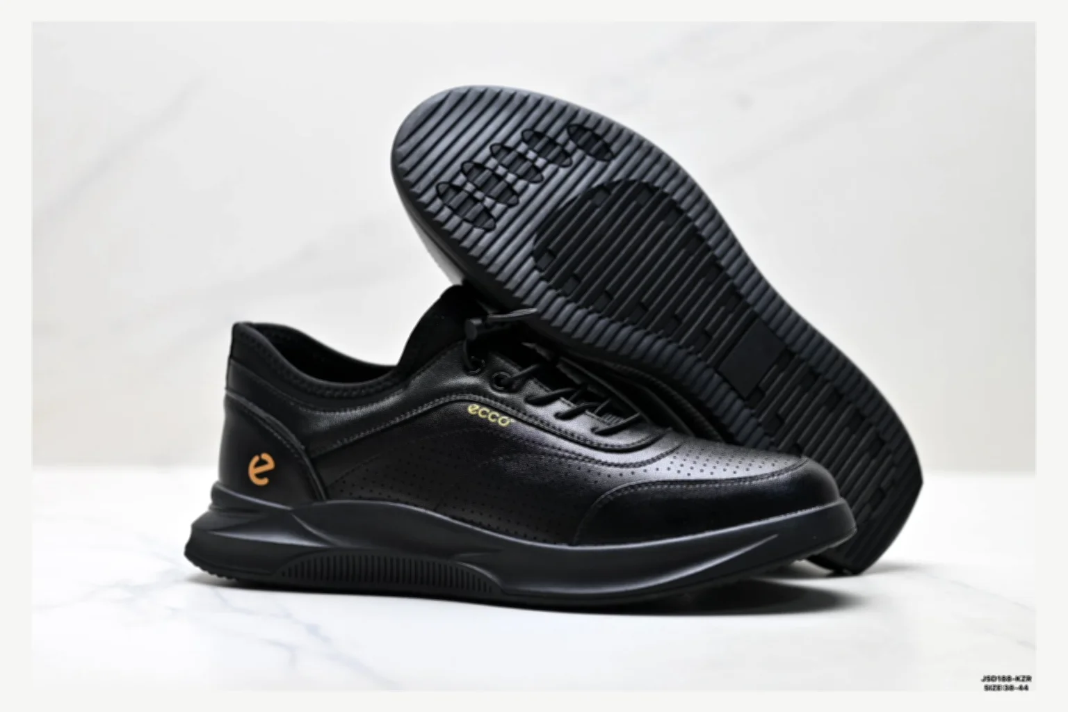 Ecco Biom Fjuel Black Runner comparison proof image SKU 1182167490 thumbnail 4