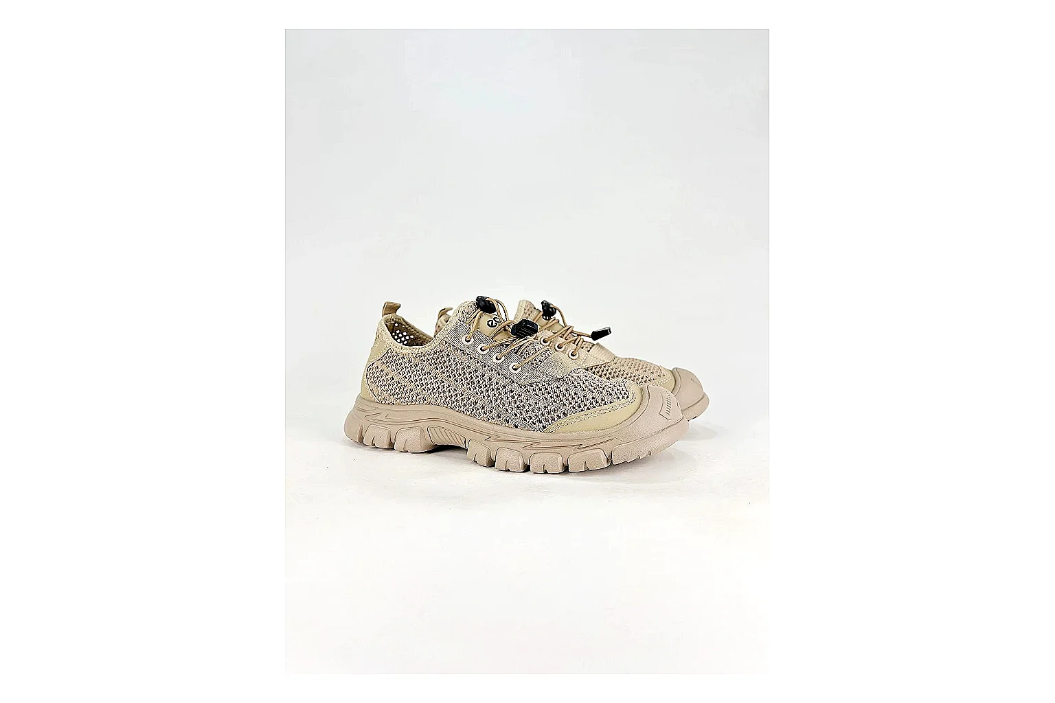 kakoscout.com Ecco Chunky Runner Beige Gray comparison signal card six-photo gallery