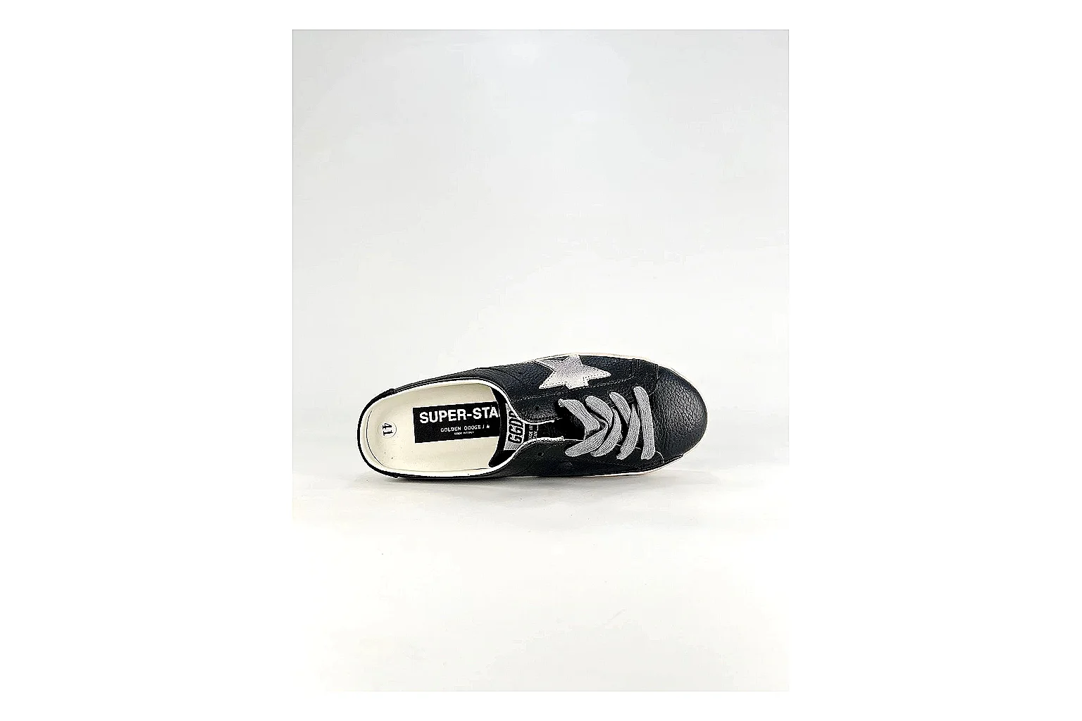 GGDB Super-Star Black White Sneakers comparison signal photo with black white distressed low-top sneakers with leather texture, side-profile shape, upper panel lines, and outsole detail thumbnail 3