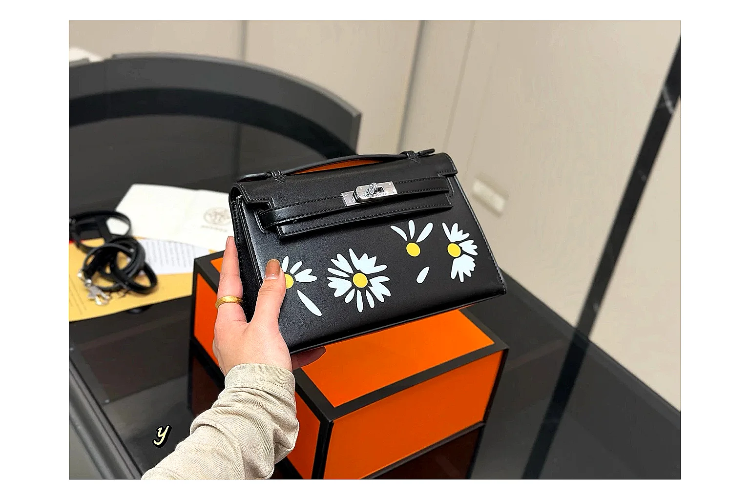Hermes Daisy Kelly Black Bag comparison proof image SKU 1194080802 thumbnail 5