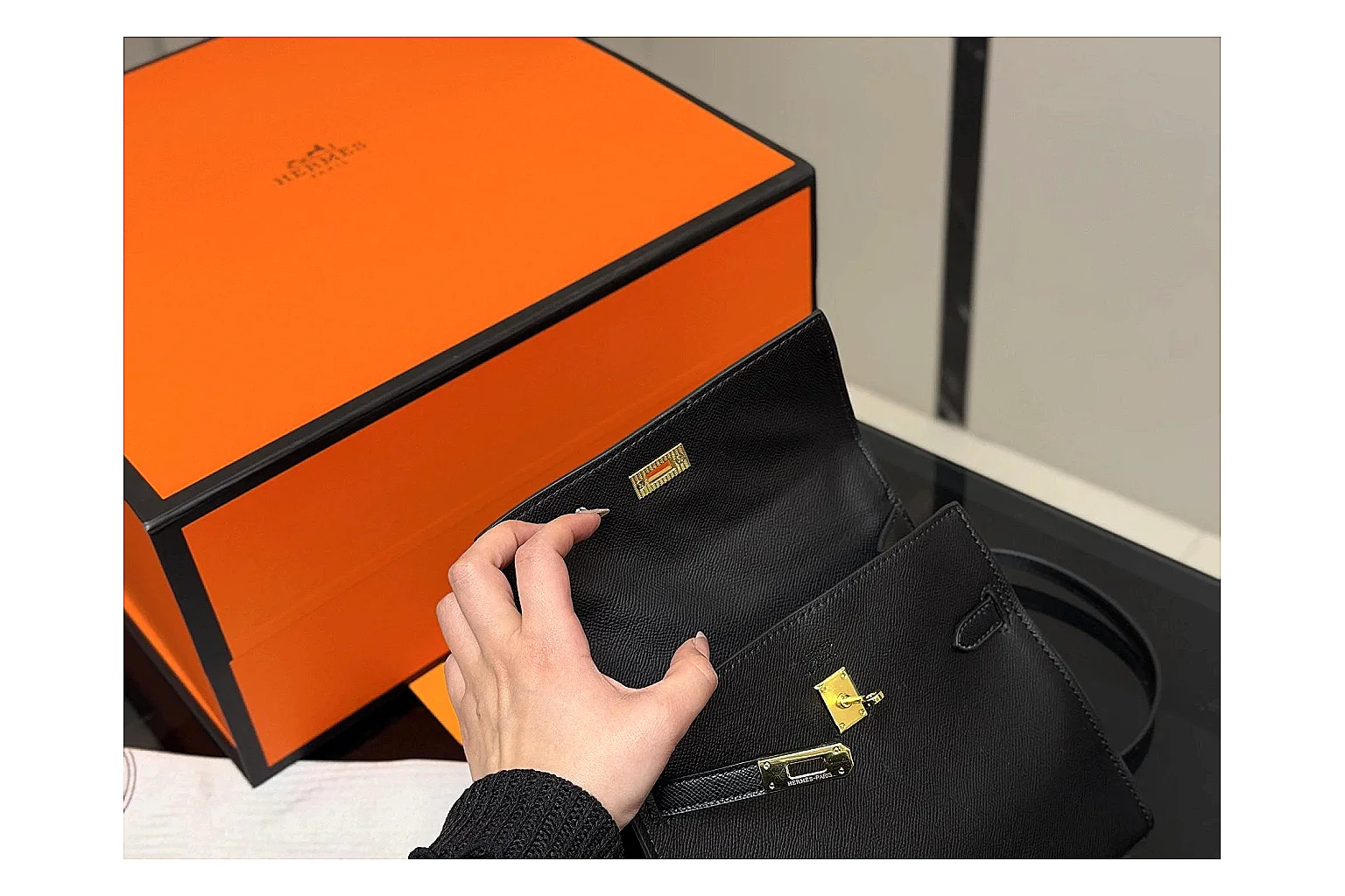 Hermes Kelly Black Mini Bag comparison proof image SKU 1194080849 thumbnail 3
