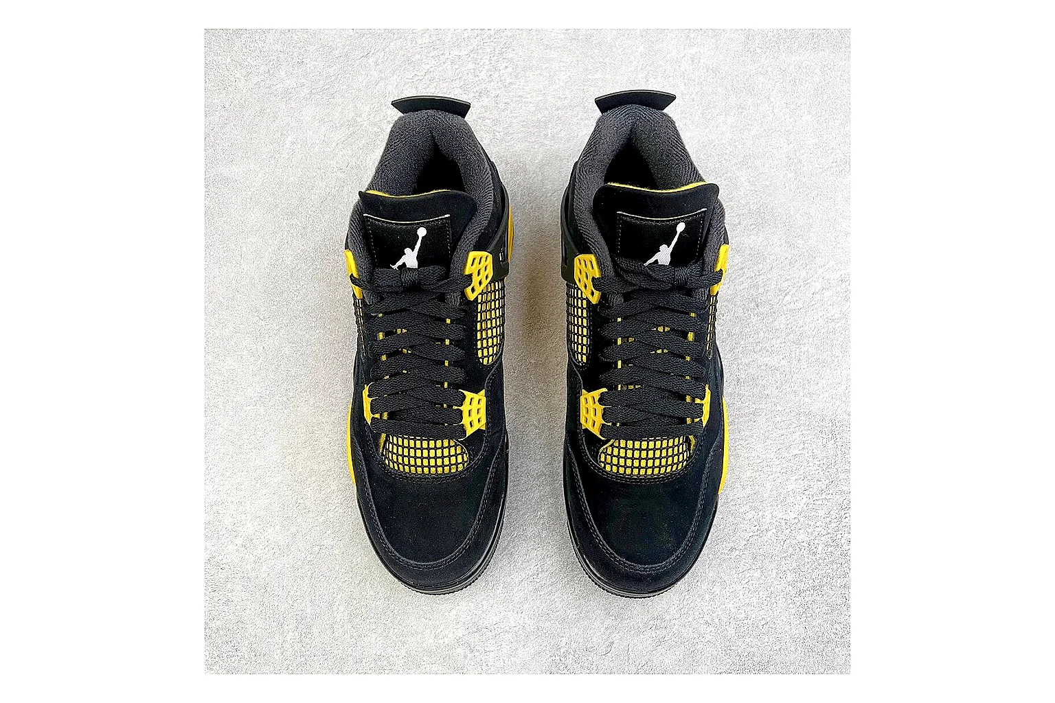 kakoscout.com Jordan Air Jordan 4 Black Yellow comparison signal card six-photo gallery thumbnail 6