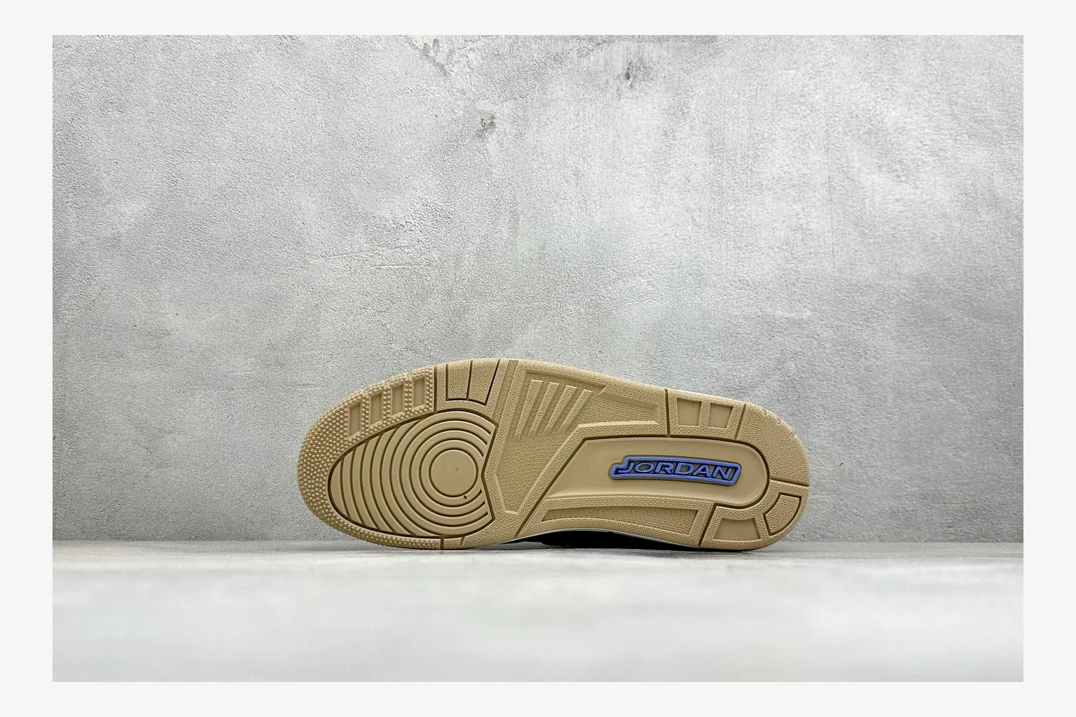 Jordan Air Jordan 4 Blue Sneaker comparison signal photo with white blue air jordan 4 retro with mixed-material upper and low-profile shape thumbnail 3