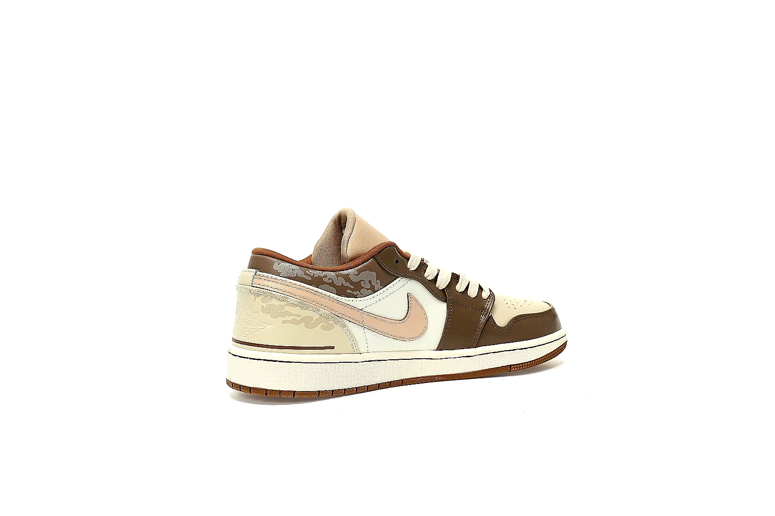 Kako Scout comparison images for Jordan Brown Cream Low Court