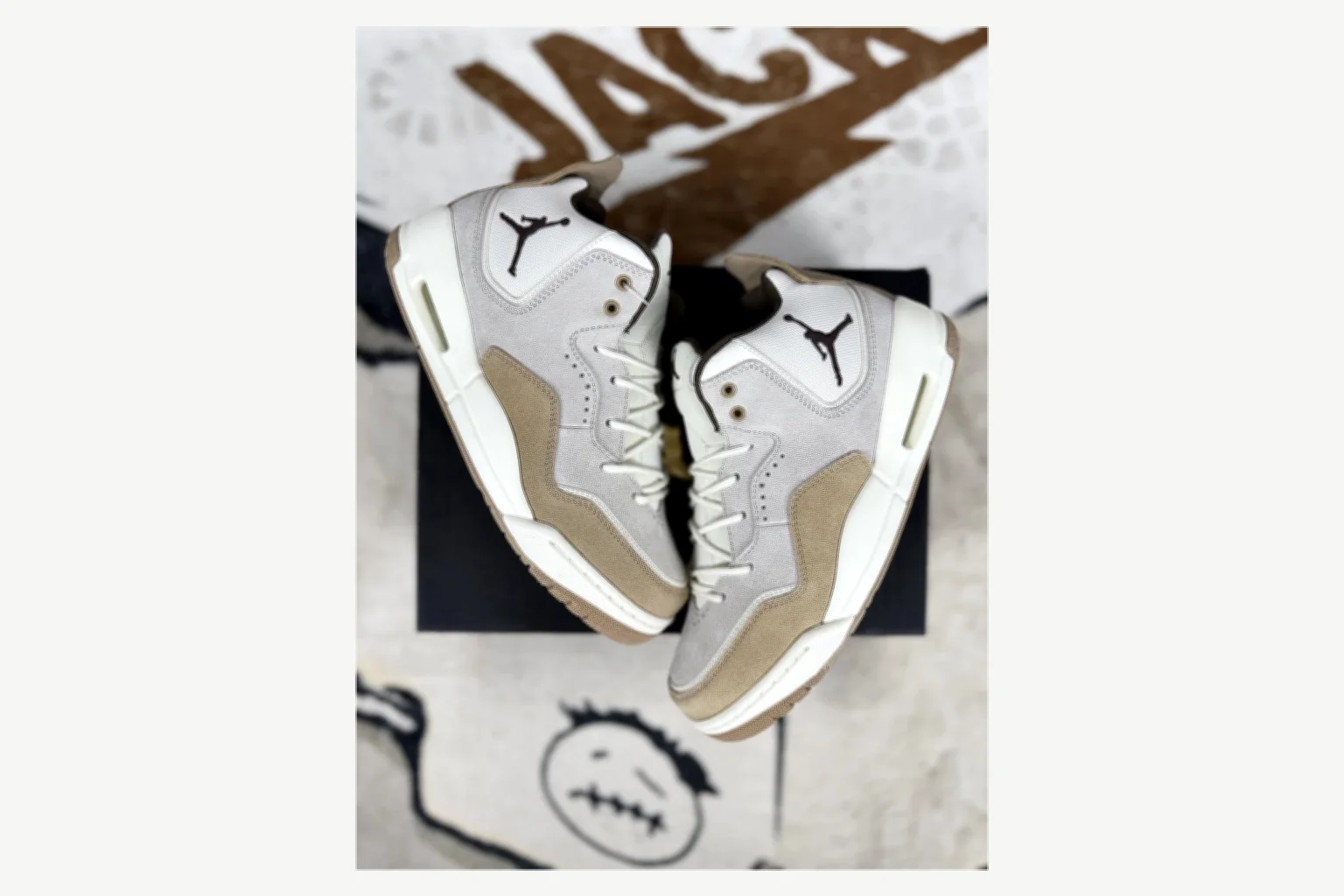 Jordan Courtside 23 Brown Cream Mid Top comparison proof image SKU 1194924459 thumbnail 5