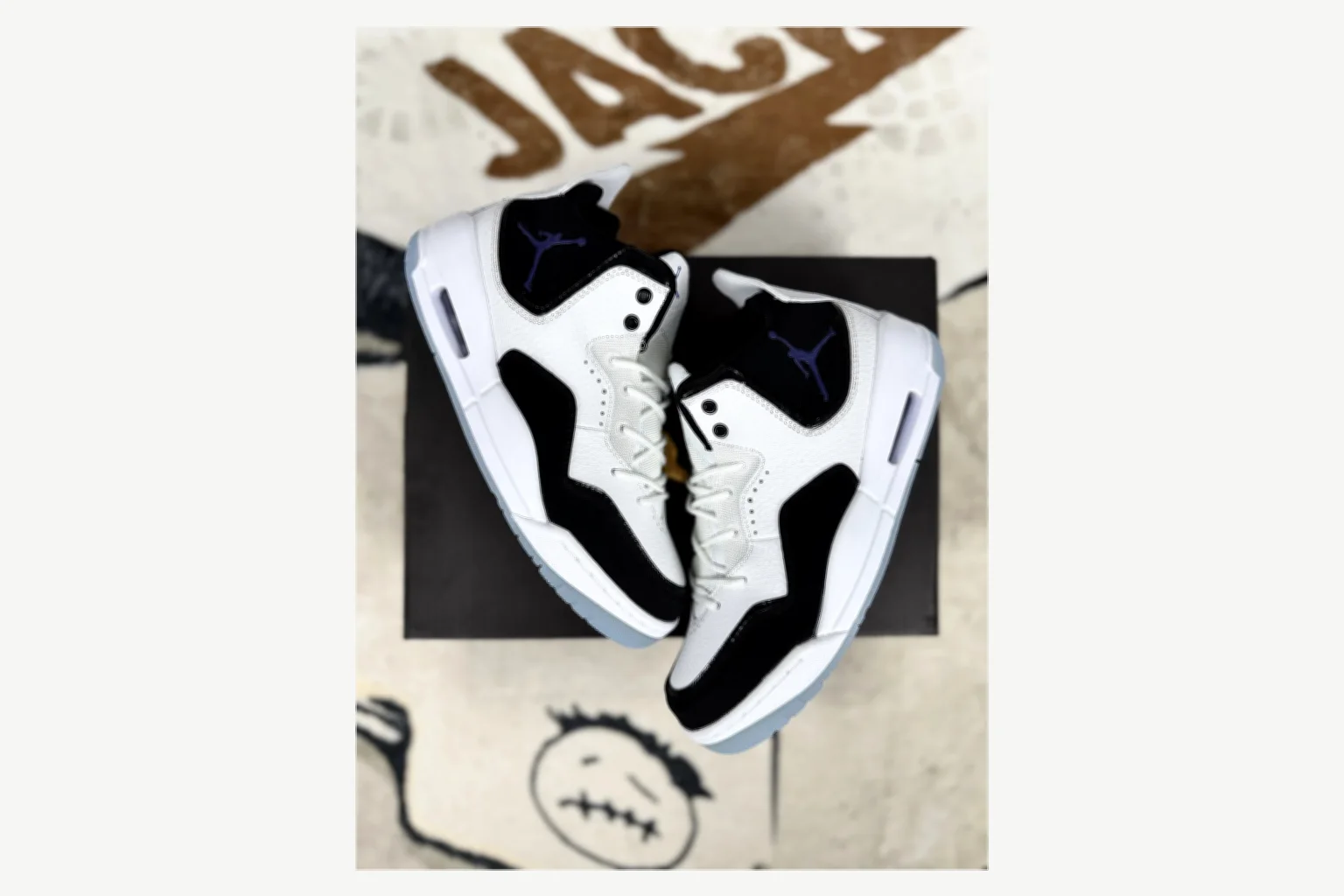 Jordan Courtside 23 Gray Blue Mid Top comparison proof image SKU 1194924534 thumbnail 5
