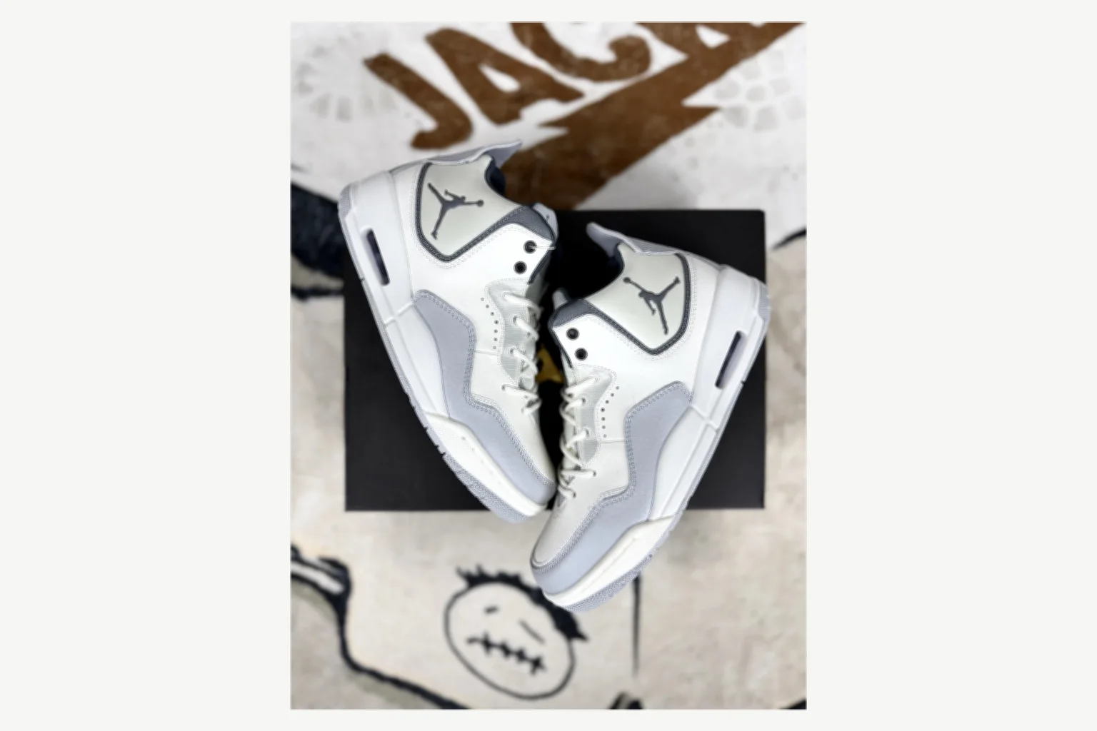 Jordan Courtside 23 Black Gray Mid Top comparison proof image SKU 1194924565 thumbnail 5