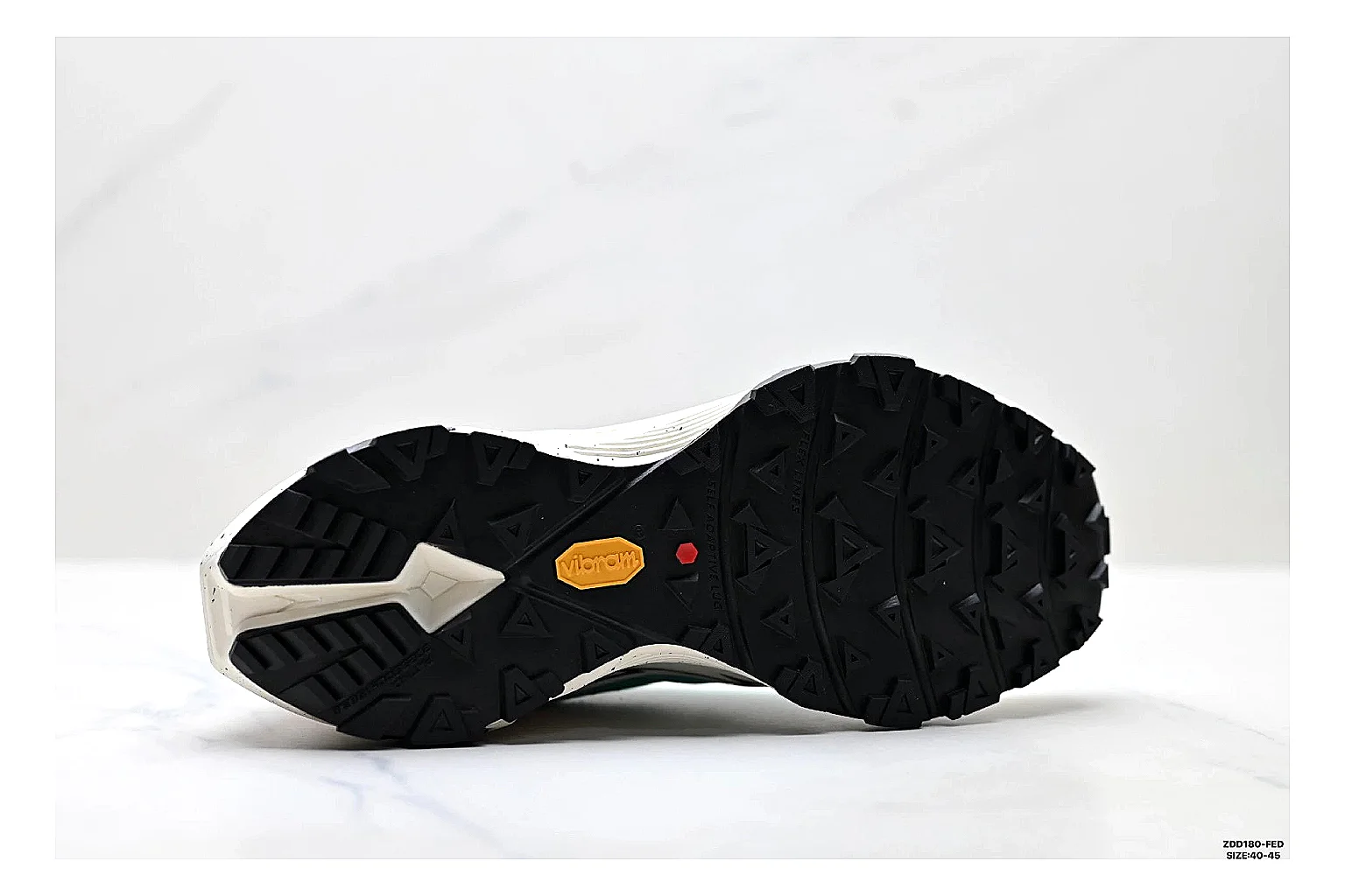 Kailas Fuga Aqua White Sneakers comparison signal photo with aqua white outdoor running shoes with mesh texture, side-profile shape, upper panel lines, and outsole detail thumbnail 4