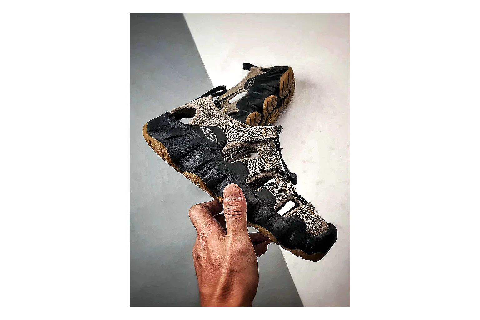 KEEN Jasper Sandal Black Brown comparison photo showing black brown suede-mesh upper, outdoor sandal shape, protective toe area, and rugged trail sole thumbnail 4