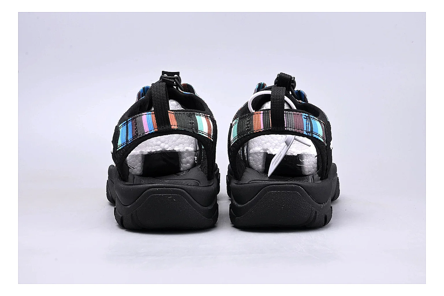 KEEN Zerraport Black Iridescent comparison signal photo with black iridescent zerraport outdoor sandal with mixed upper and sandal shape thumbnail 3