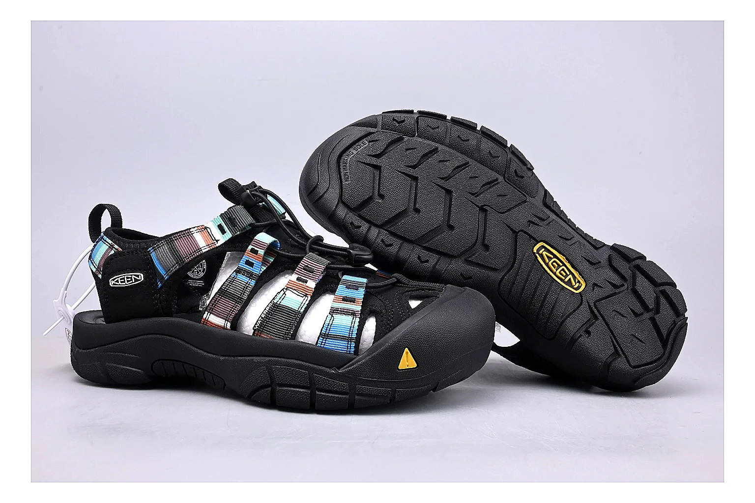 KEEN Zerraport Black Iridescent comparison signal photo with black iridescent zerraport outdoor sandal with mixed upper and sandal shape thumbnail 5