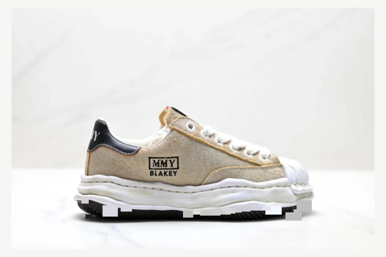 Maison Mihara Yasuhiro Blakey White Black Low Top comparison proof image SKU 1182167448