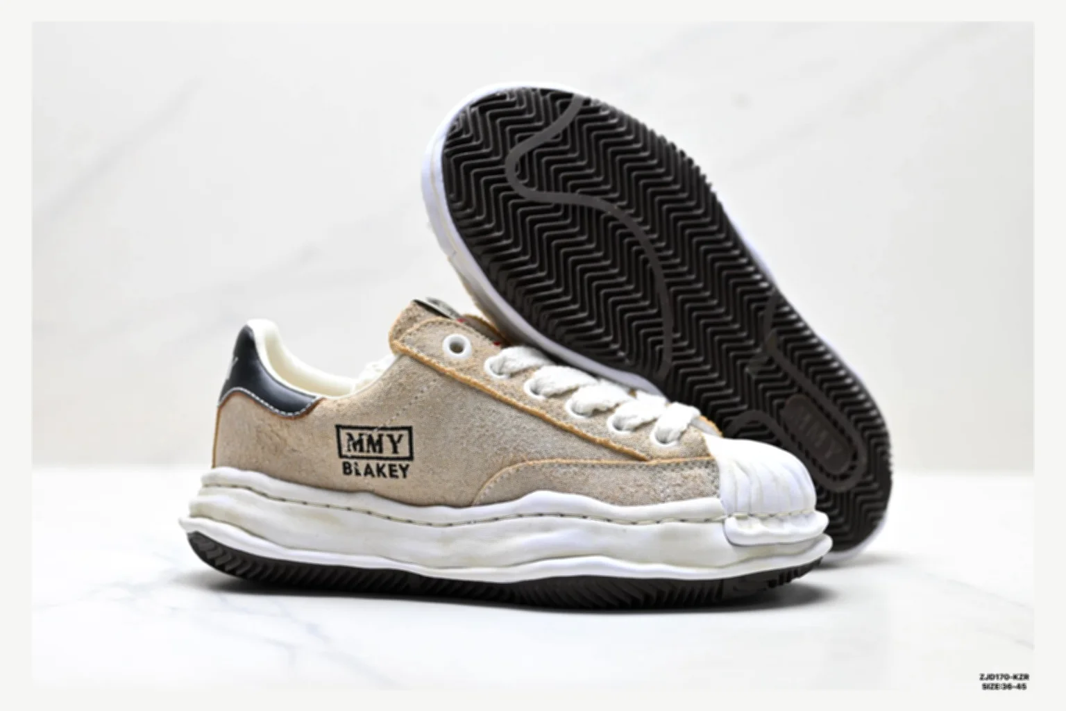 Maison Mihara Yasuhiro Blakey White Black Low Top comparison proof image SKU 1182167448 thumbnail 4