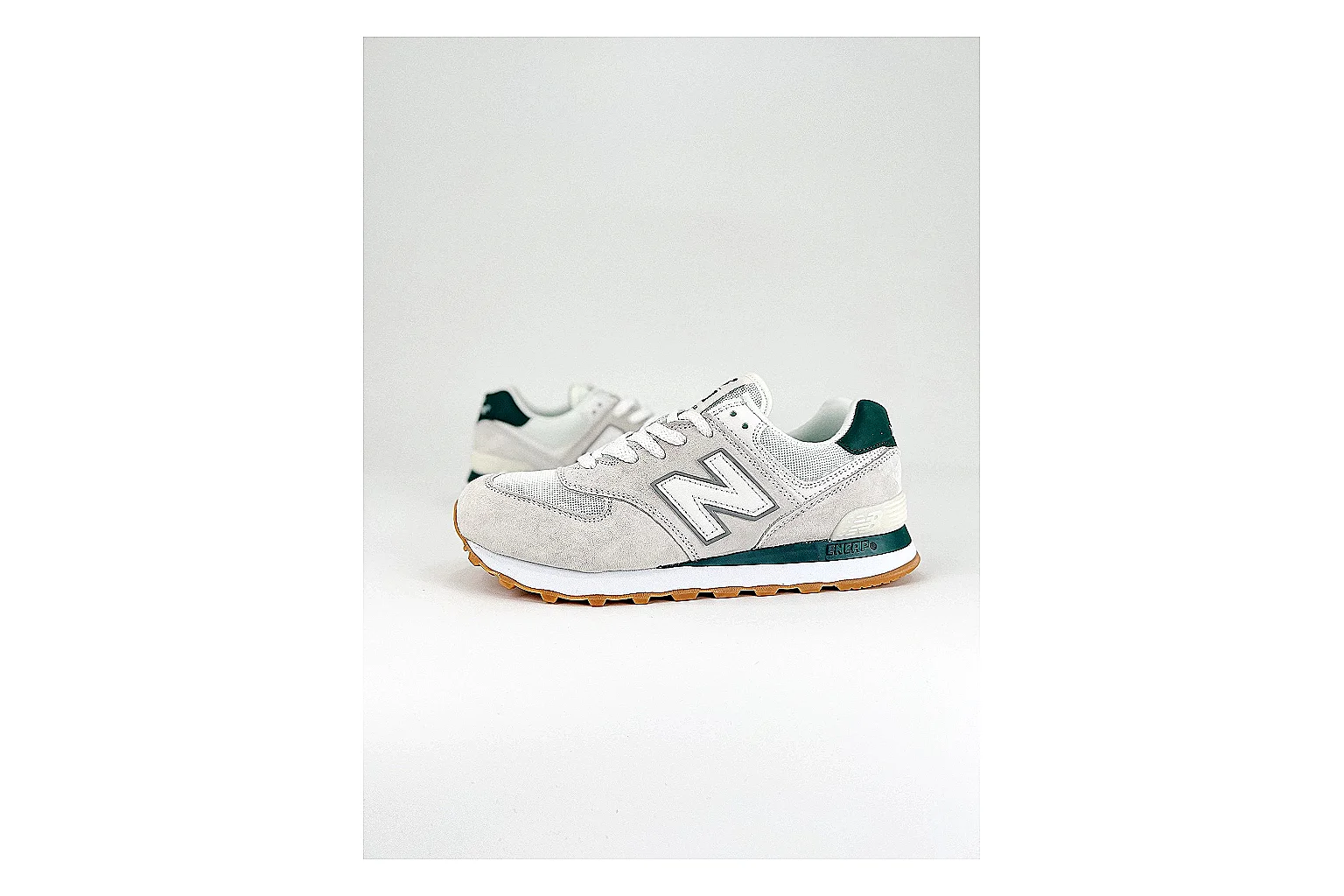 kakoscout.com New Balance 530 White Green comparison signal card six-photo gallery thumbnail 6