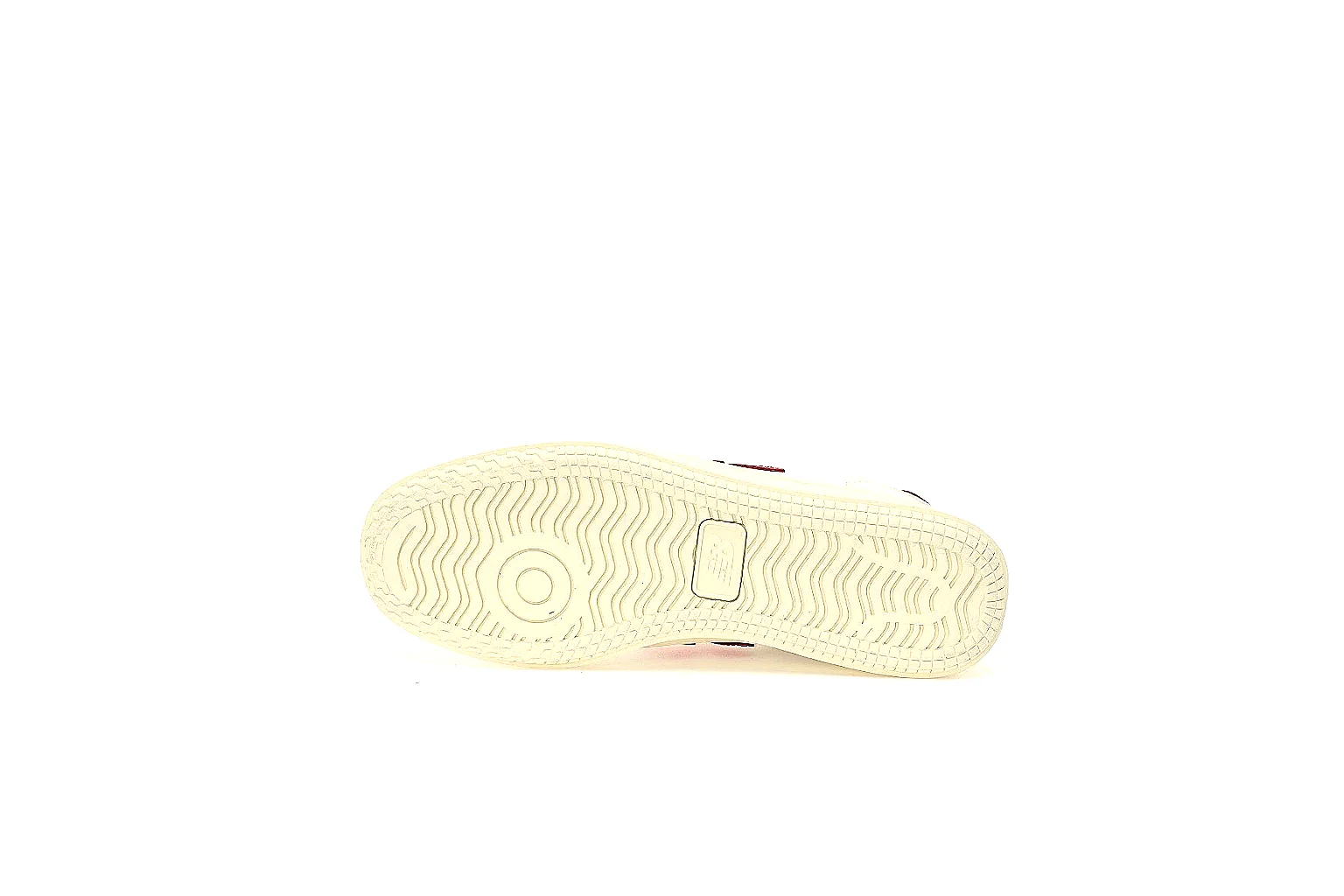 New Balance 550 white red pair with red logo and QC comparison angles thumbnail 4