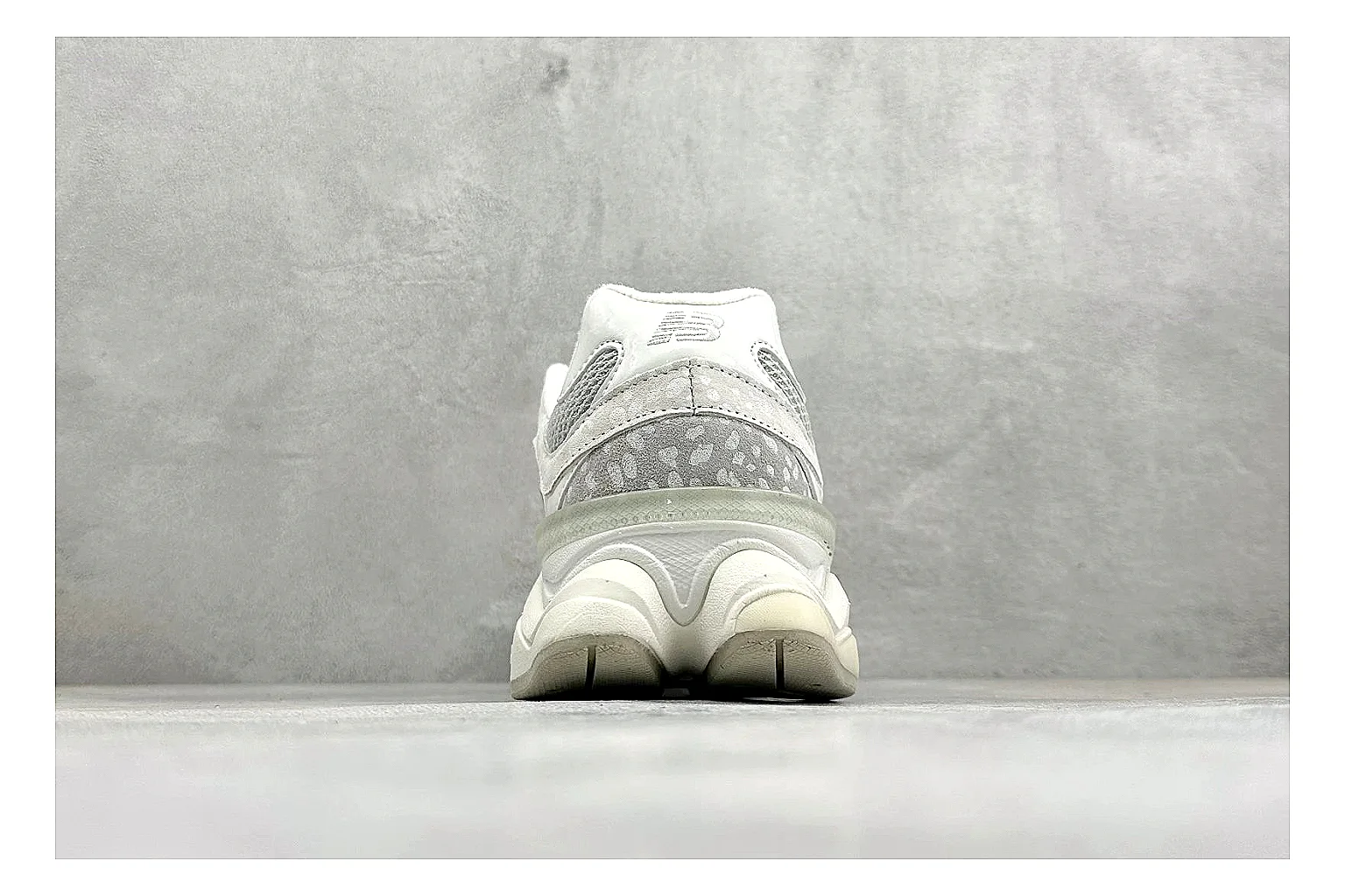 New Balance 9060 silver grey comparison signal image thumbnail 3