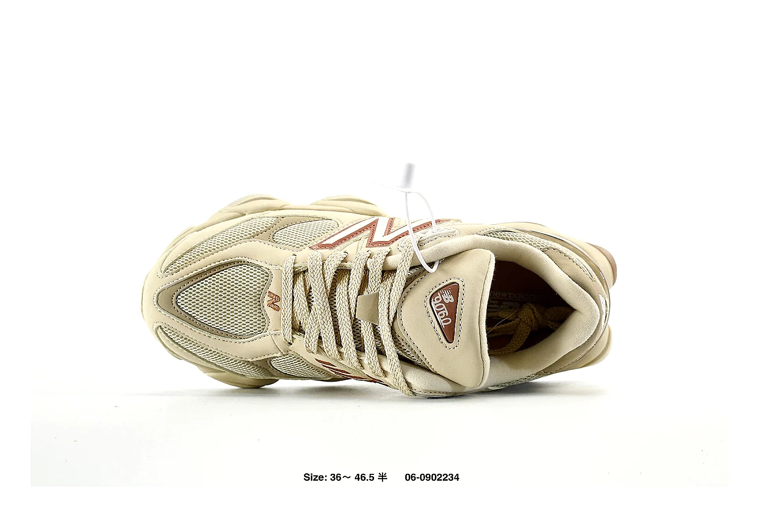 New Balance 9060 style runner Cream Pink 4677 comparison signal note six-photo gallery thumbnail 3