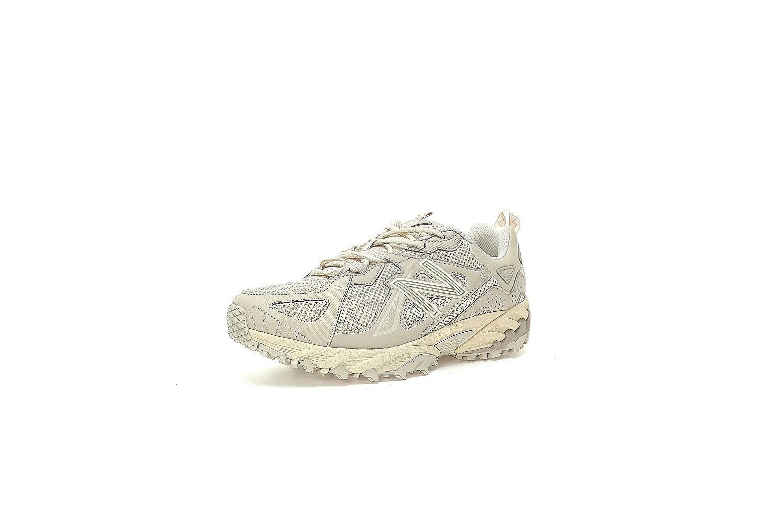 Kako Scout comparison images for New Balance Beige Trail Runner Sneaker