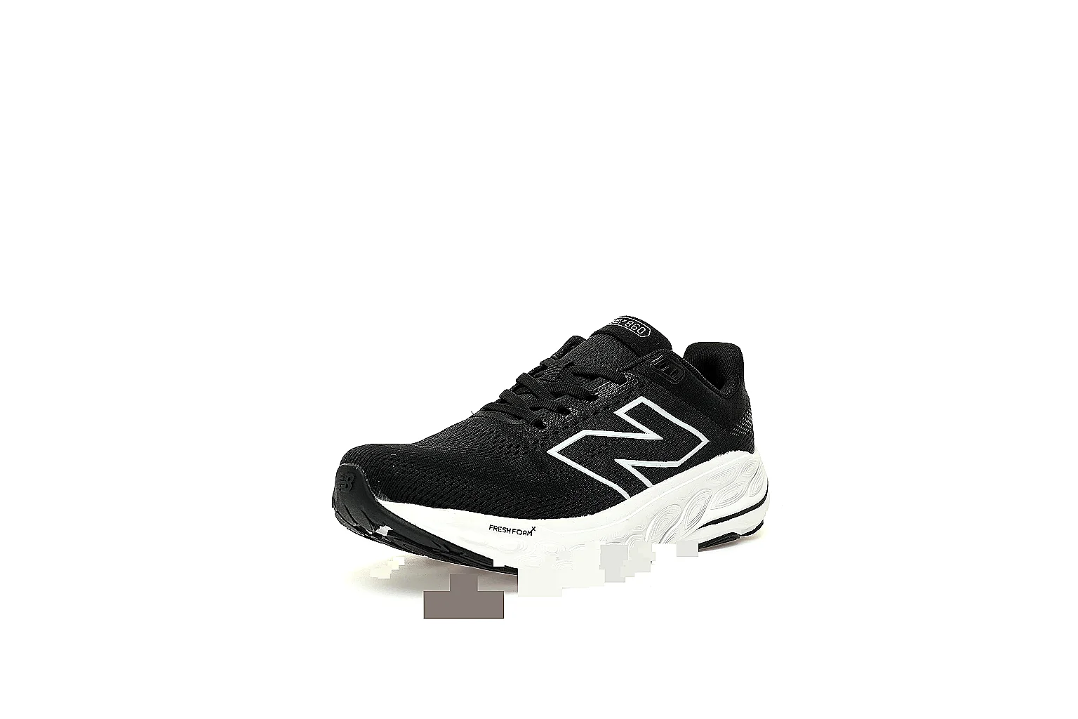 Kako Scout comparison images for New Balance Black White Runner Sneaker