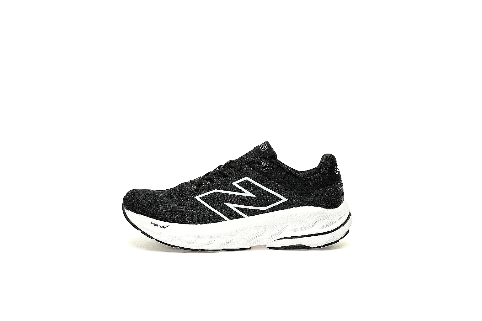 Kako Scout comparison images for New Balance Black White Runner Sneaker thumbnail 6