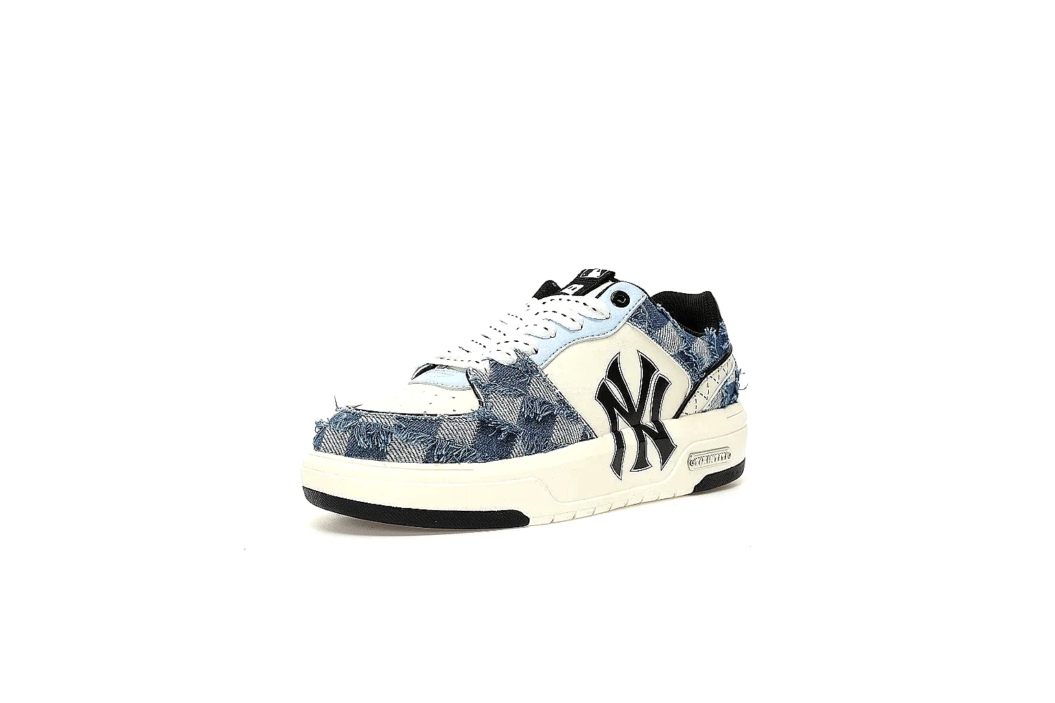Kako Scout comparison images for New Balance Camo Blue Runner Sneaker thumbnail 6