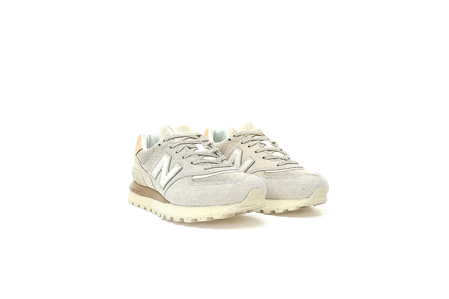 Kako Scout comparison images for New Balance Gray Beige Retro Runner Sneaker thumbnail 5