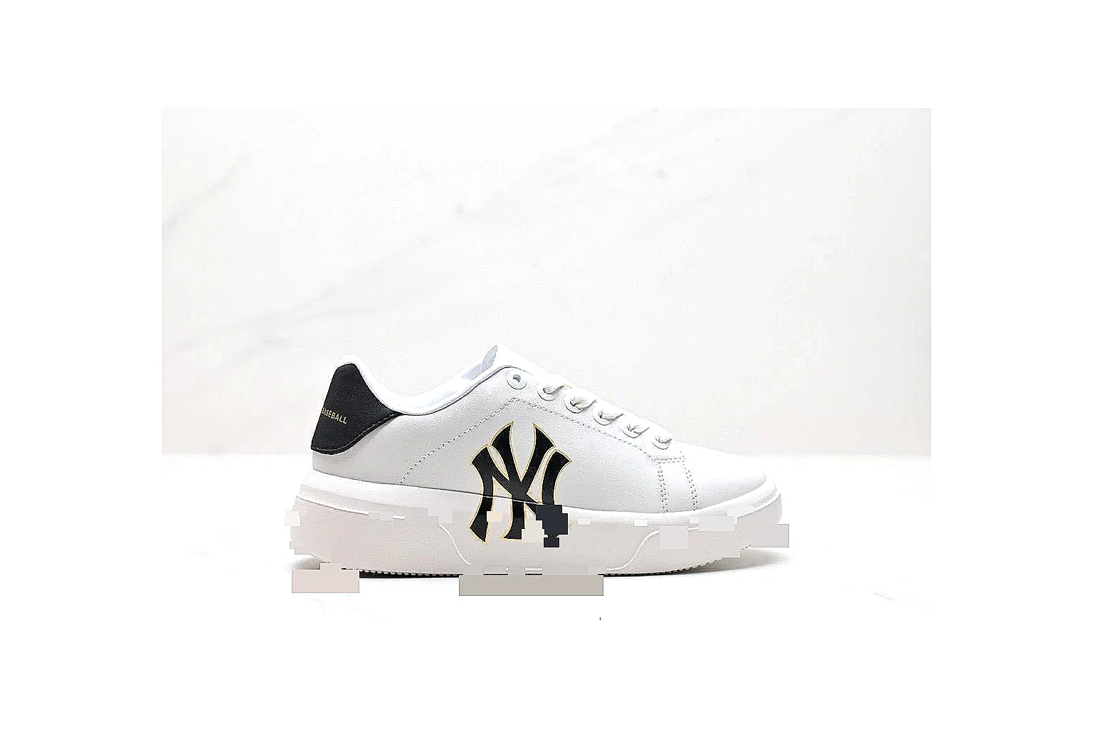 kakoscout.com New Balance Low Court White comparison signal card six-photo gallery thumbnail 2
