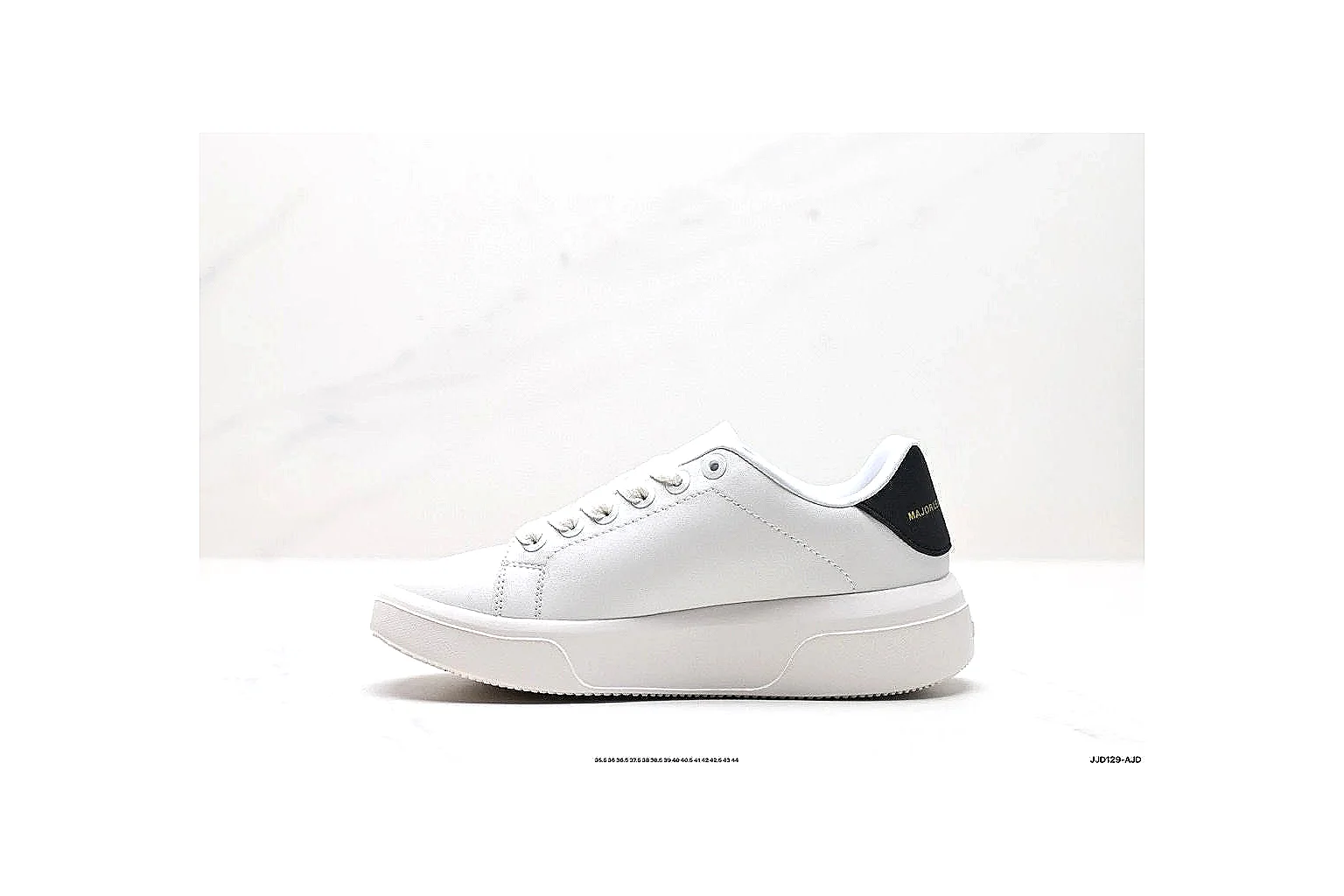kakoscout.com New Balance Low Court White comparison signal card six-photo gallery