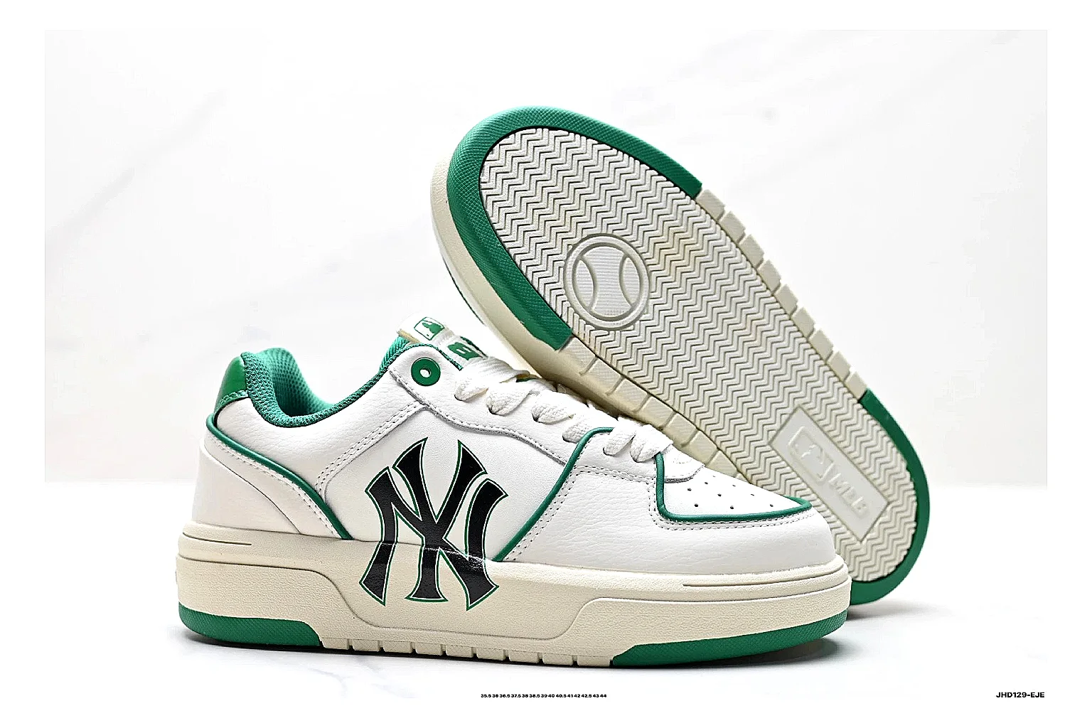 kakoscout.com New Balance Low Court White Green comparison signal card six-photo gallery thumbnail 4