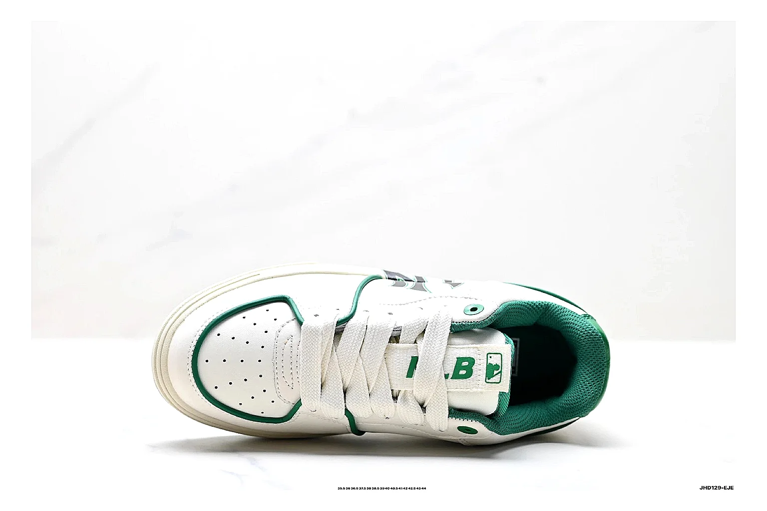 kakoscout.com New Balance Low Court White Green comparison signal card six-photo gallery thumbnail 6