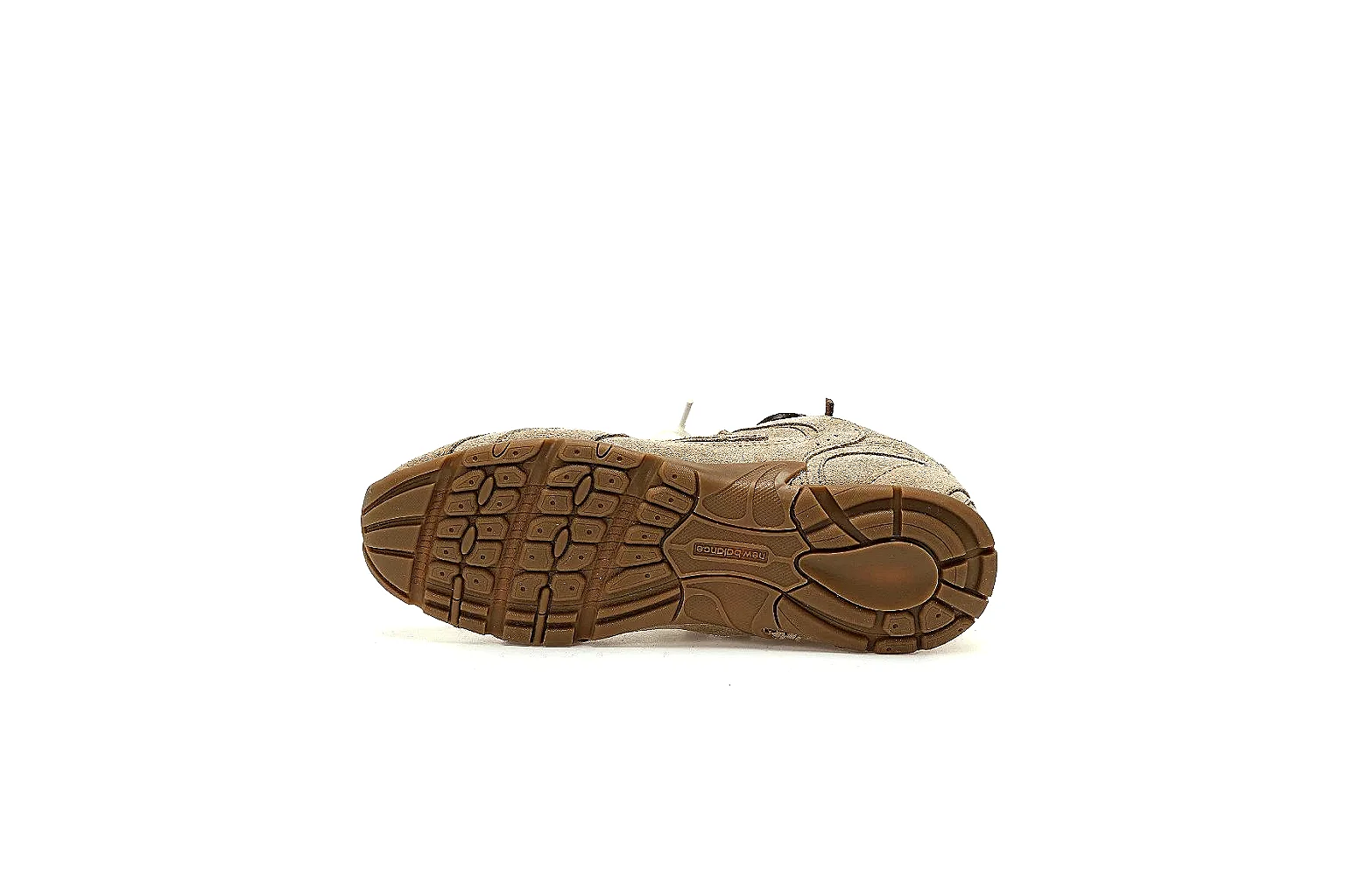 New Balance tan suede-textured low runner side view with gum outsole proof thumbnail 4