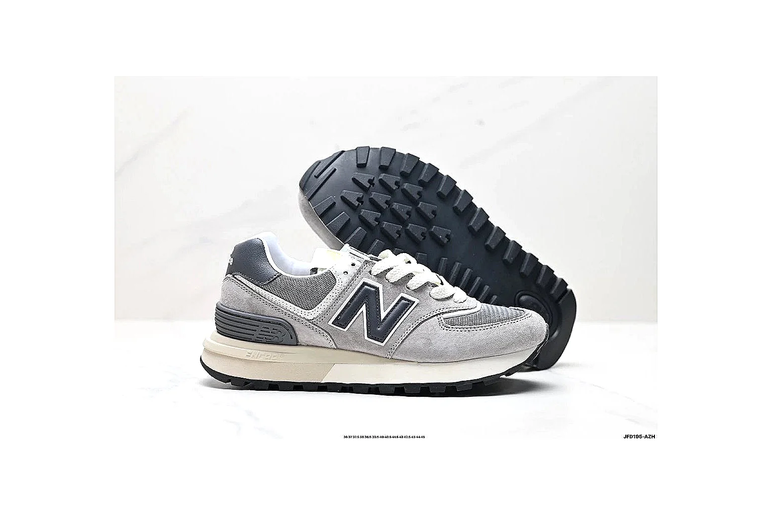 kakoscout.com New Balance Retro Runner Gray White comparison signal card six-photo gallery thumbnail 4