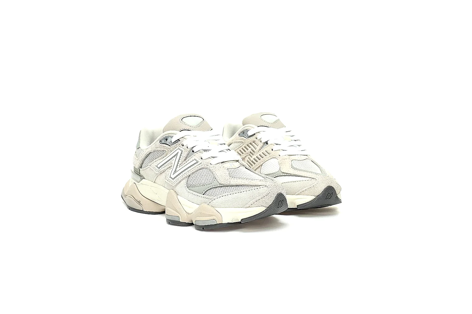 New Balance 9633 cream grey runner with layered sole and visible side logo thumbnail 5
