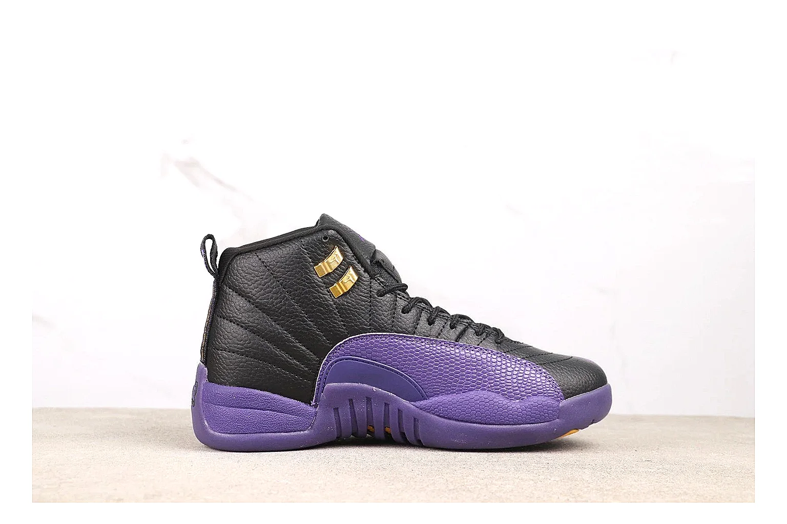 kakoscout.com Nike Air Jordan Black Purple comparison signal card six-photo gallery thumbnail 6