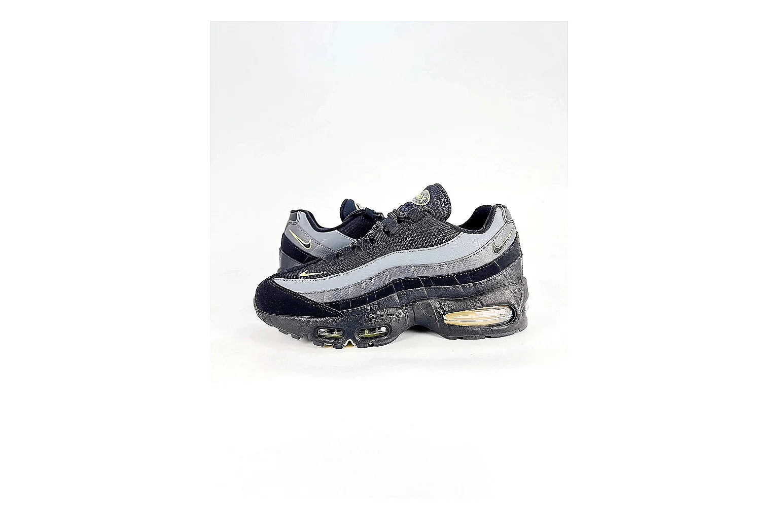 kakoscout.com Nike Air Max Gray White comparison signal card six-photo gallery thumbnail 6