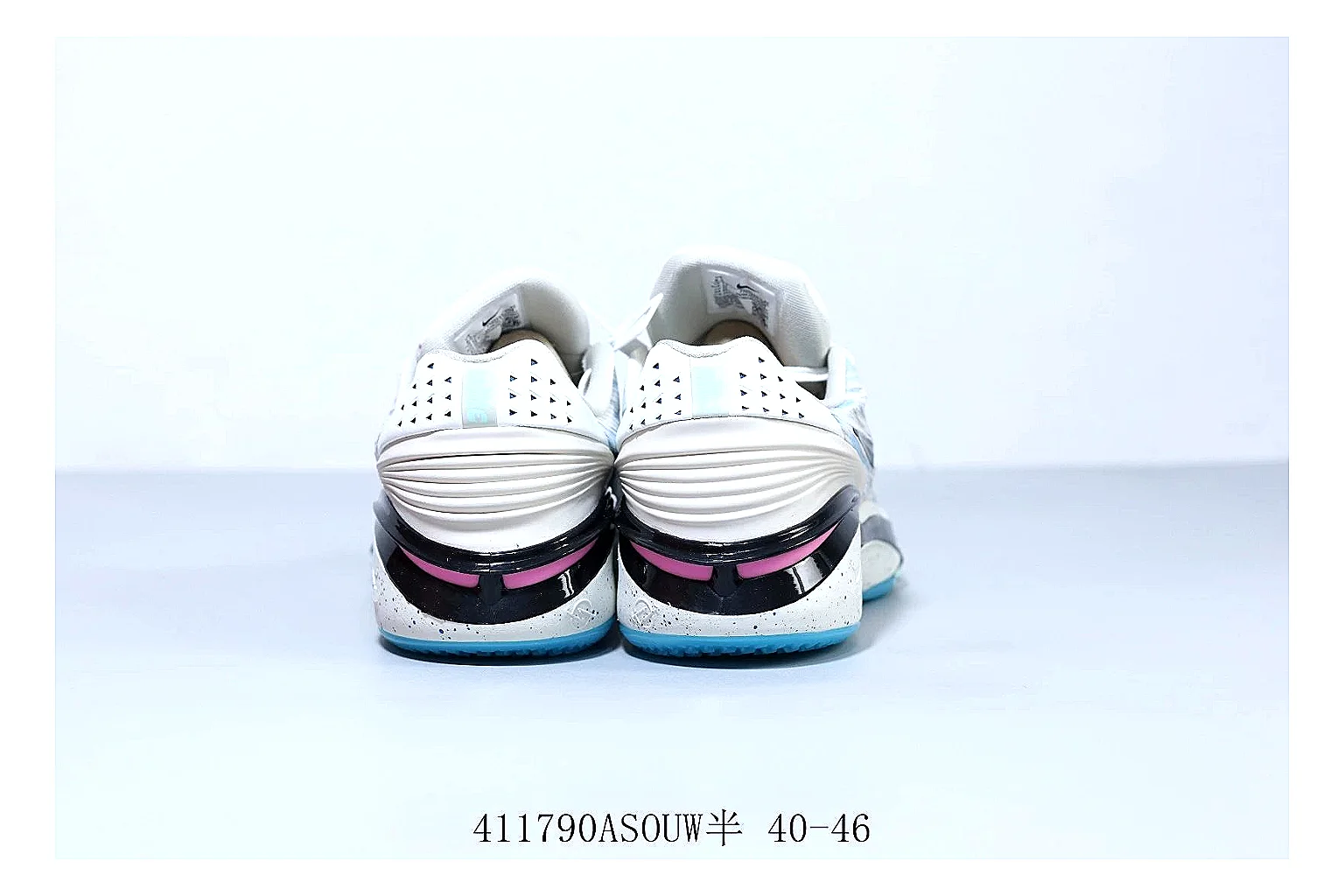 kakoscout.com Nike Air Max White Blue Black comparison signal card six-photo gallery