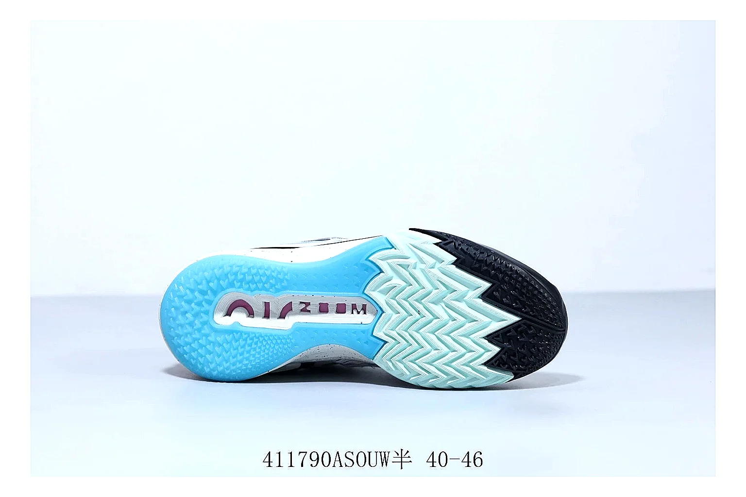 kakoscout.com Nike Air Max White Blue Black comparison signal card six-photo gallery thumbnail 3