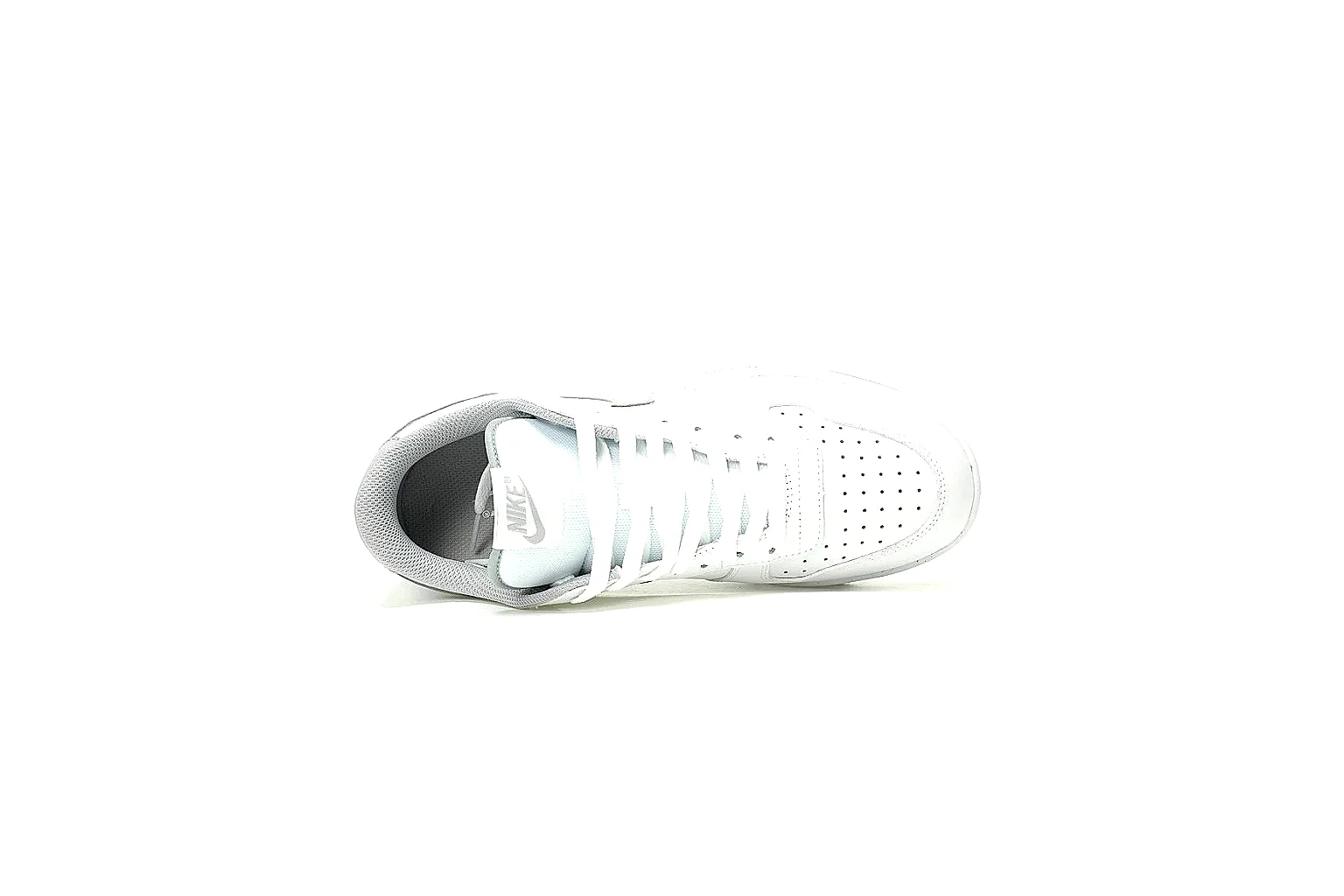 Kako Scout comparison images for Nike All White Low Court thumbnail 2