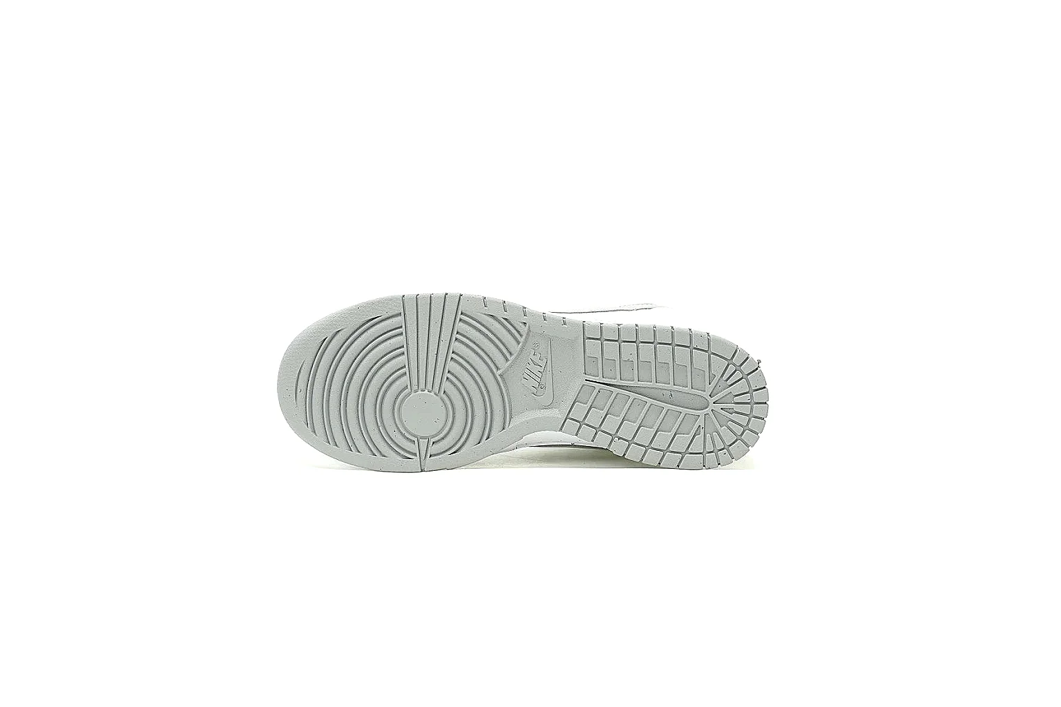 Kako Scout comparison images for Nike All White Low Court thumbnail 3