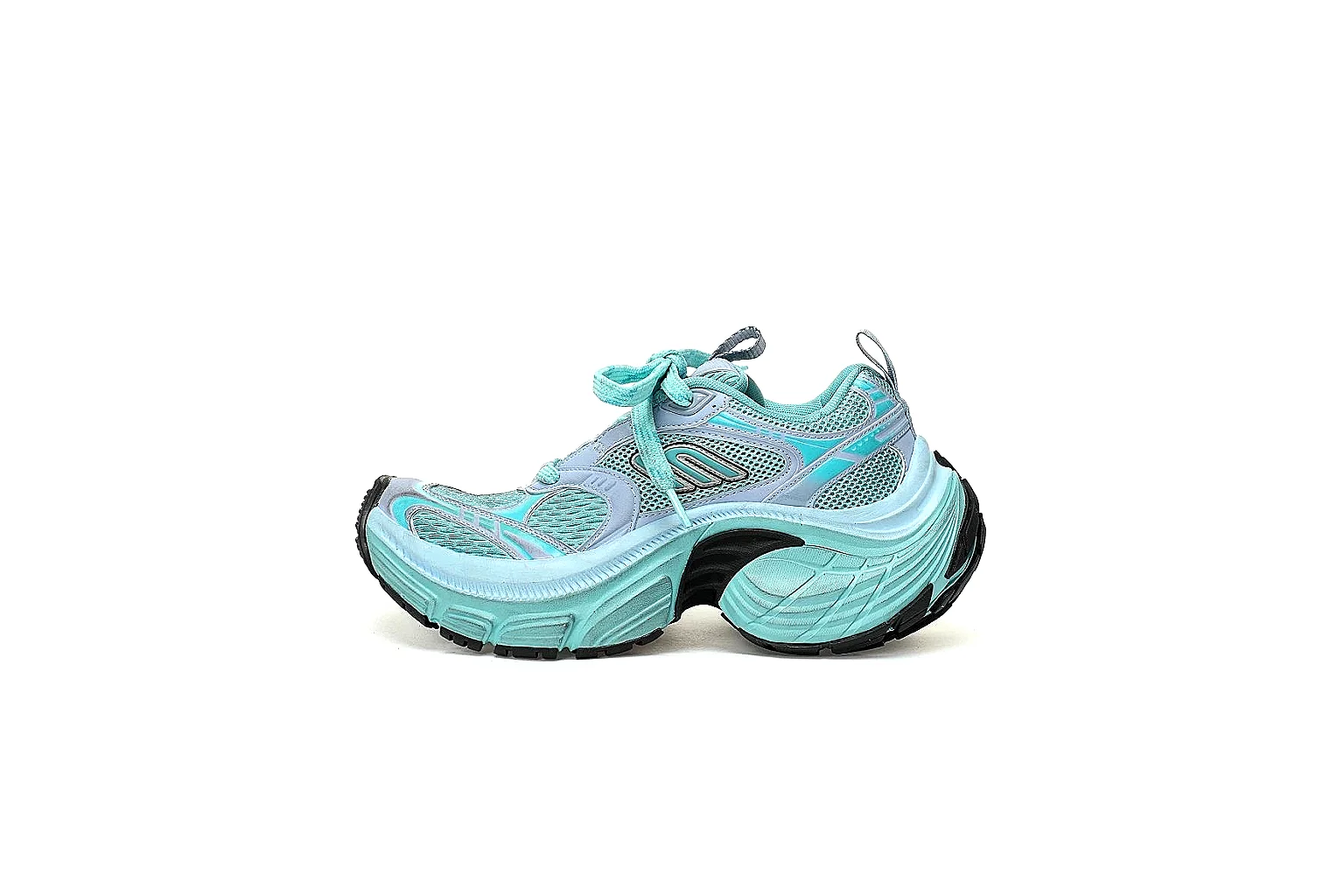 Kako Scout comparison images for Nike Aqua Chunky Runner