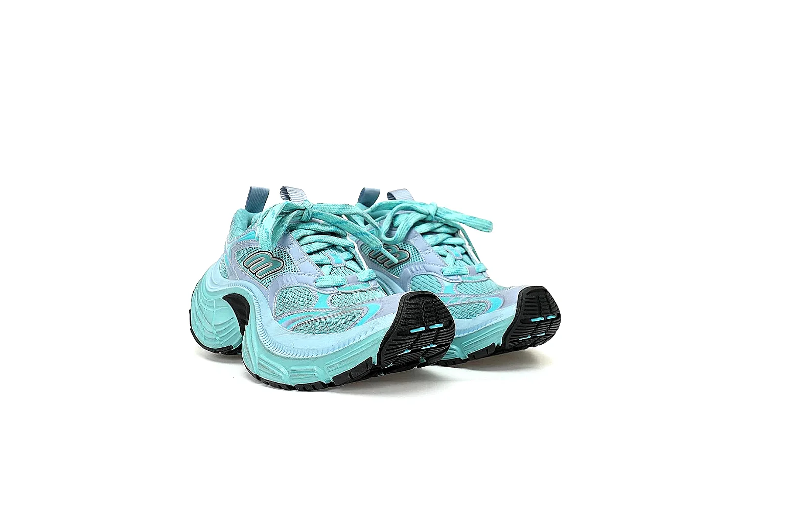 Kako Scout comparison images for Nike Aqua Chunky Runner thumbnail 4