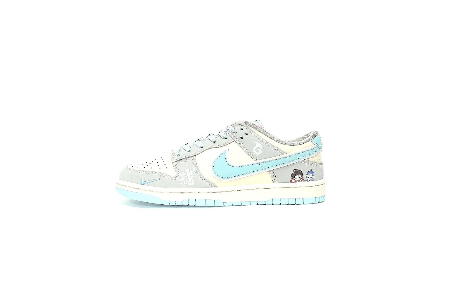 Kako Scout comparison images for Nike Aqua White Low Court