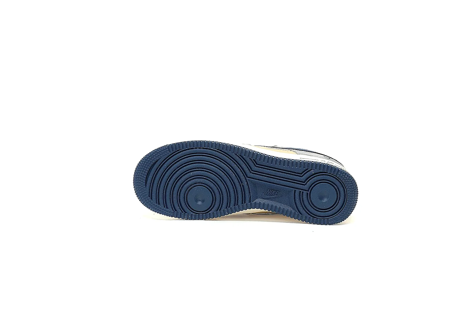 Kako Scout comparison images for Nike Beige Blue Low Court thumbnail 4