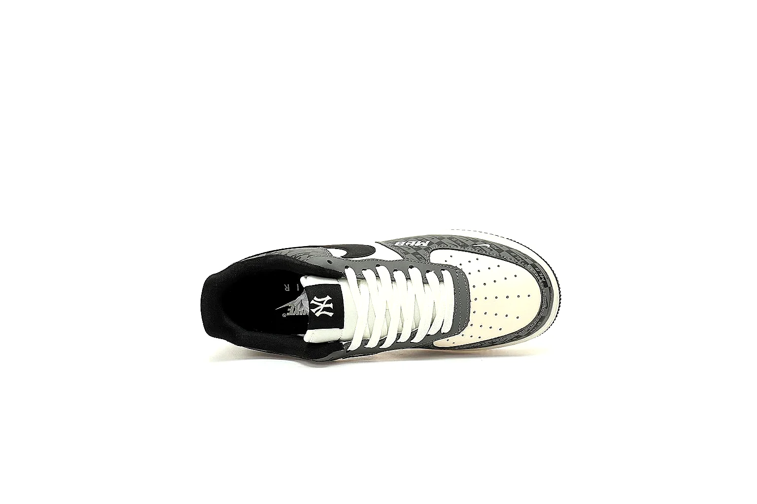 Kako Scout comparison images for Nike Black Cream Low Court thumbnail 2