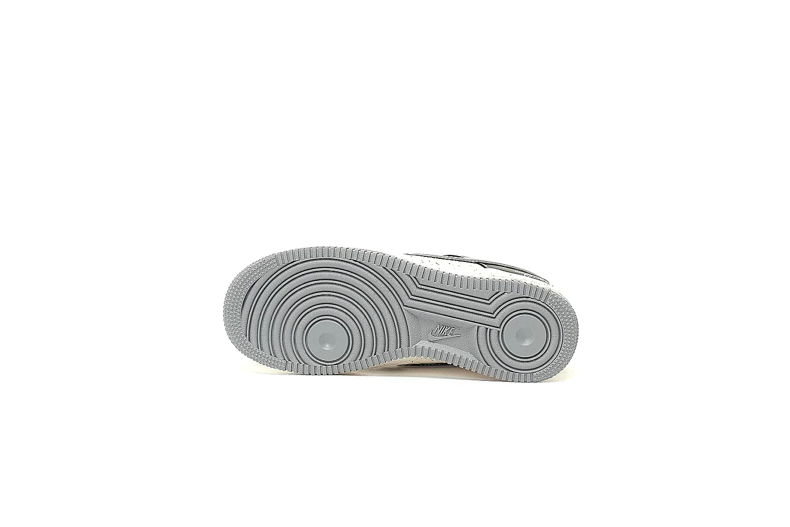 Kako Scout comparison images for Nike Black Gray Low Court thumbnail 4